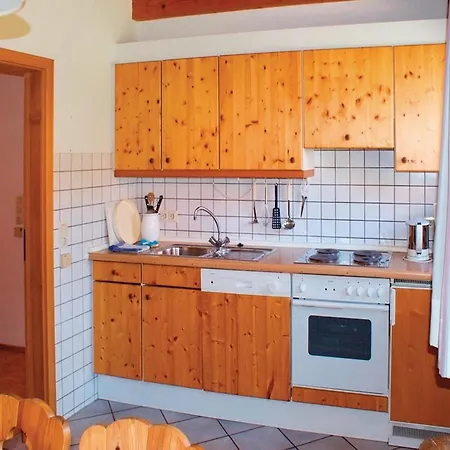 Three-bedroom Holiday In Casa vacanze *