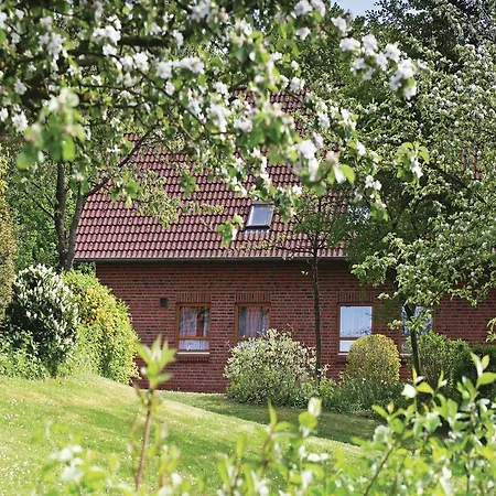 Three-bedroom Holiday In